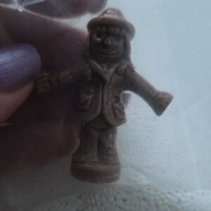 Red Rose Tea Scarecrow Figurine  Calendar Series Vintage